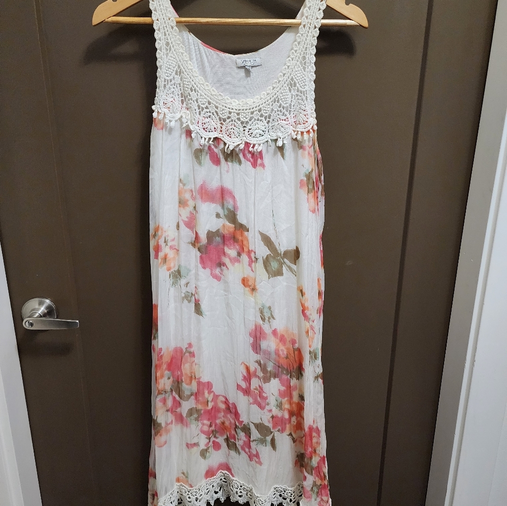 Romantic Pink and Cream Midi Dress with Lace Bodice